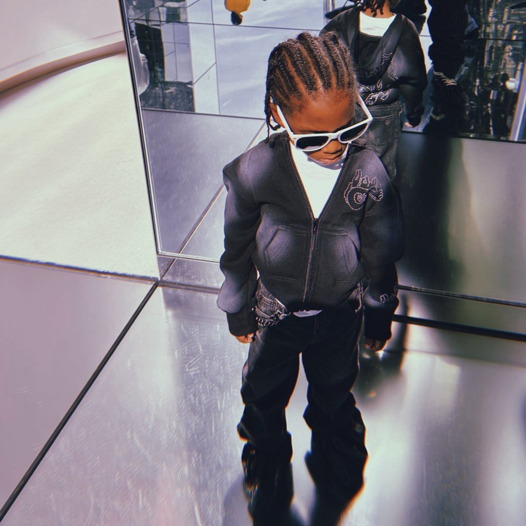 Kids Rhinestone Guitar Hoodie Black/Sliver)