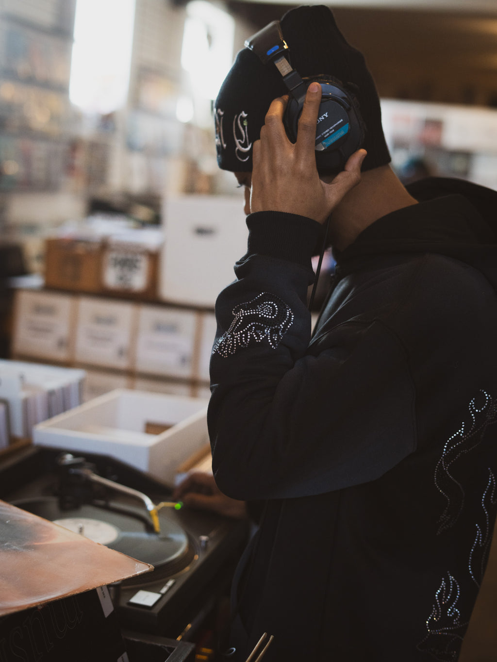 Rhinestone Guitar Hoodie (Black/Sliver)